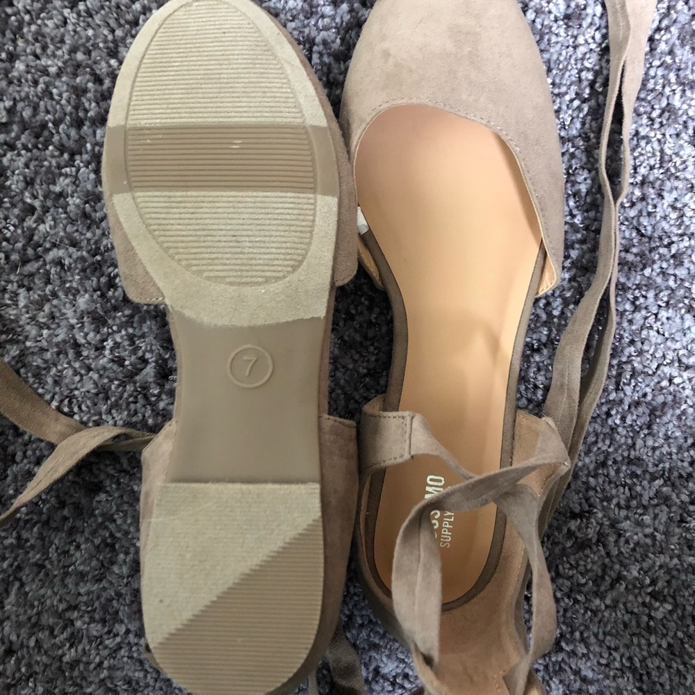 Lace up Flats